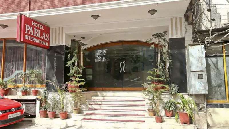 Hotel Pablas International, New Delhi, Near Metro Eksteriør bilde