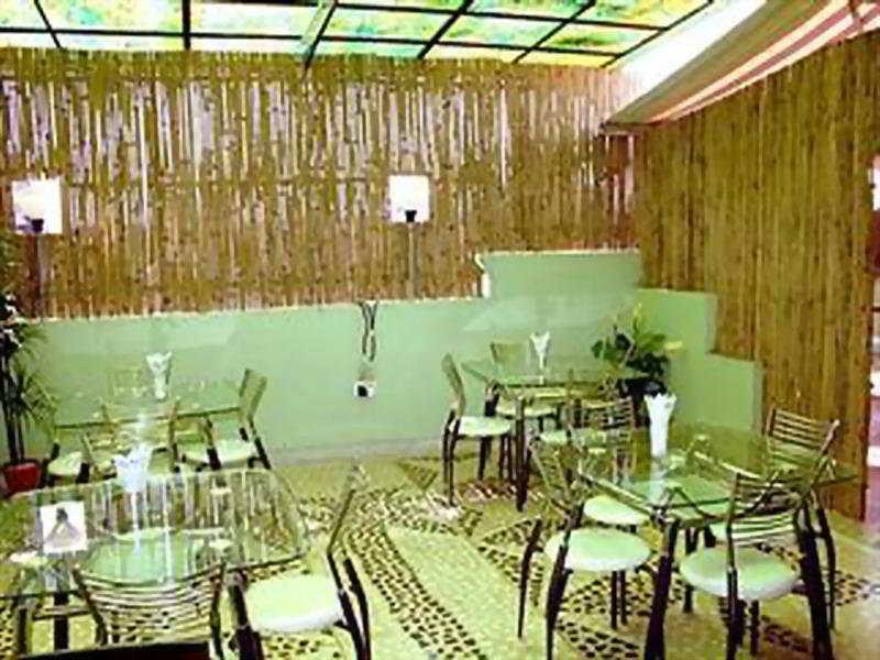 Hotel Pablas International, New Delhi, Near Metro Eksteriør bilde