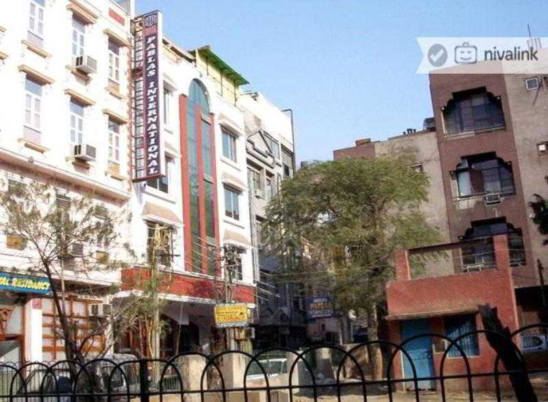 Hotel Pablas International, New Delhi, Near Metro Eksteriør bilde