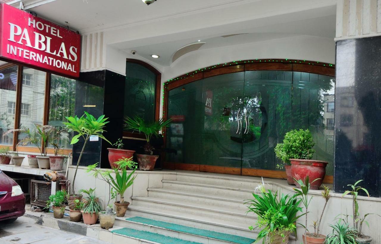 Hotel Pablas International, New Delhi, Near Metro Eksteriør bilde