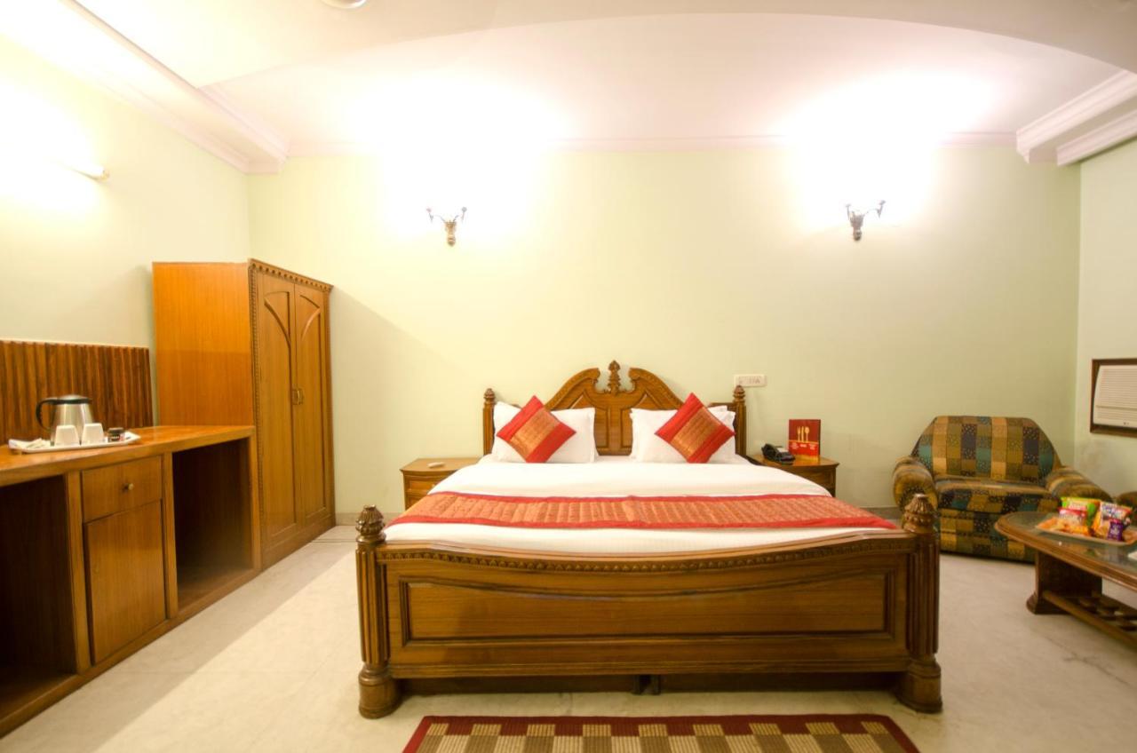 Hotel Pablas International, New Delhi, Near Metro Eksteriør bilde