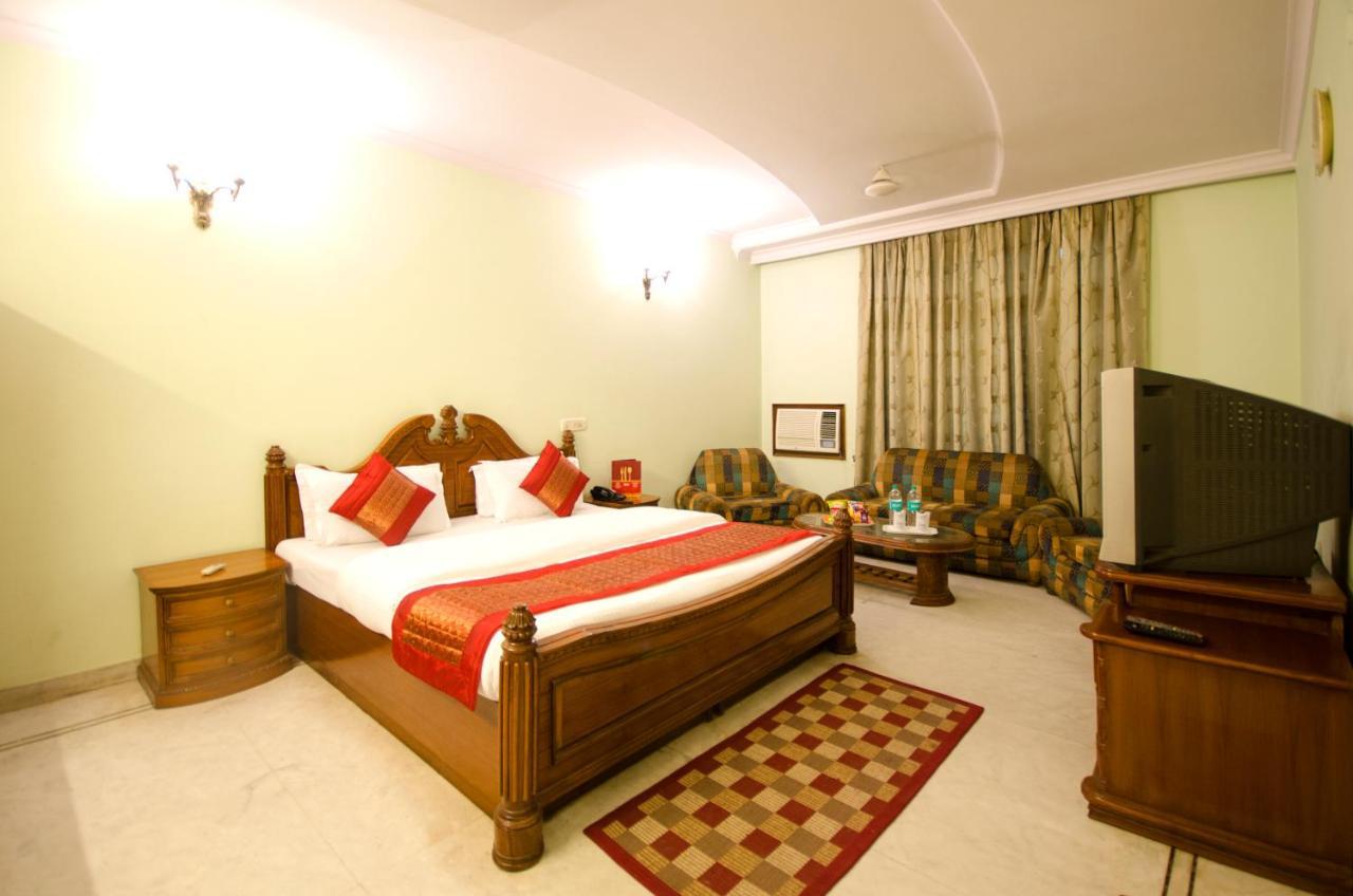 Hotel Pablas International, New Delhi, Near Metro Eksteriør bilde